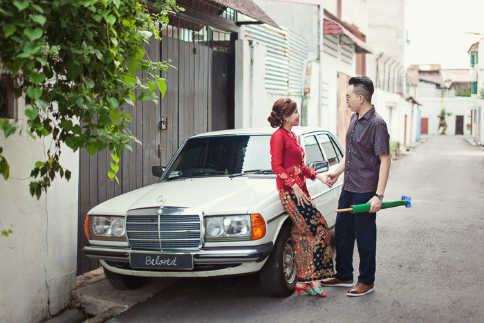 Backlane of Jonker Street, engagement portrait with Nyonya Kebaya